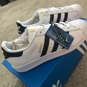 BNWT Ortholite Adidas Superstar Foundation Size 7Y